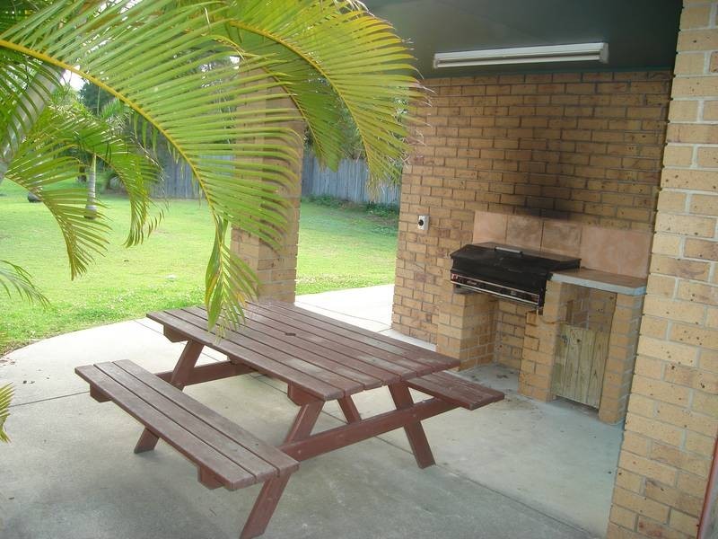 4/643 Pine Ridge Rd, Biggera Waters QLD 4216