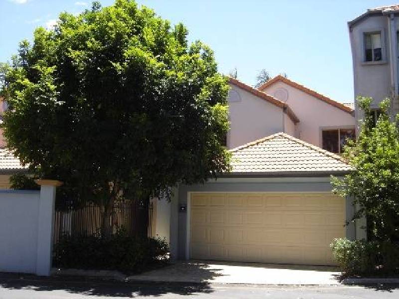 52 John Lund Drive, Hope Island QLD 4212