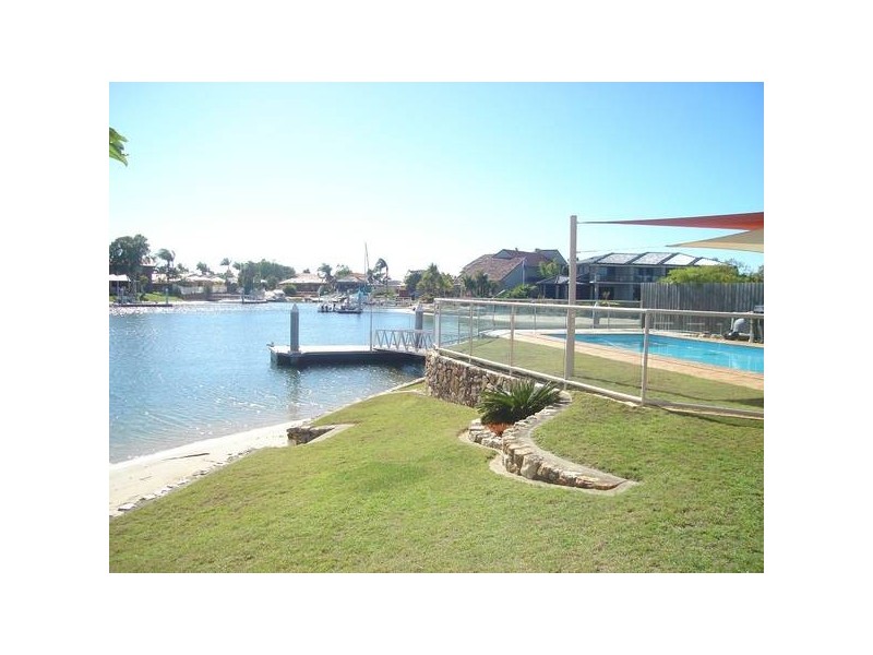 Paradise Point QLD 4216