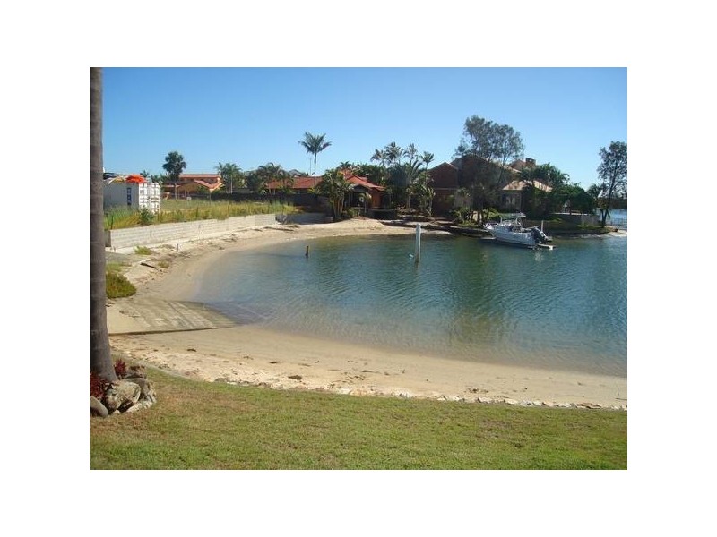Paradise Point QLD 4216