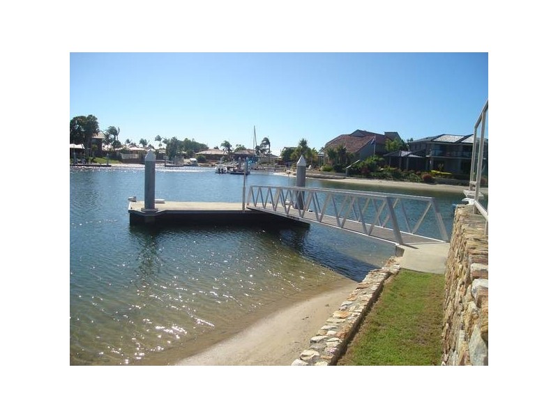 Paradise Point QLD 4216