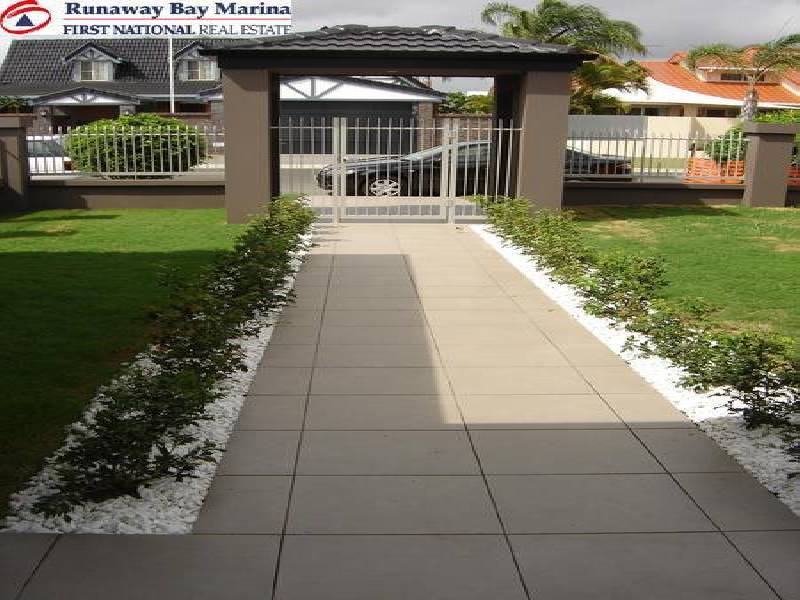 46 Cockleshell Court, Runaway Bay QLD 4216