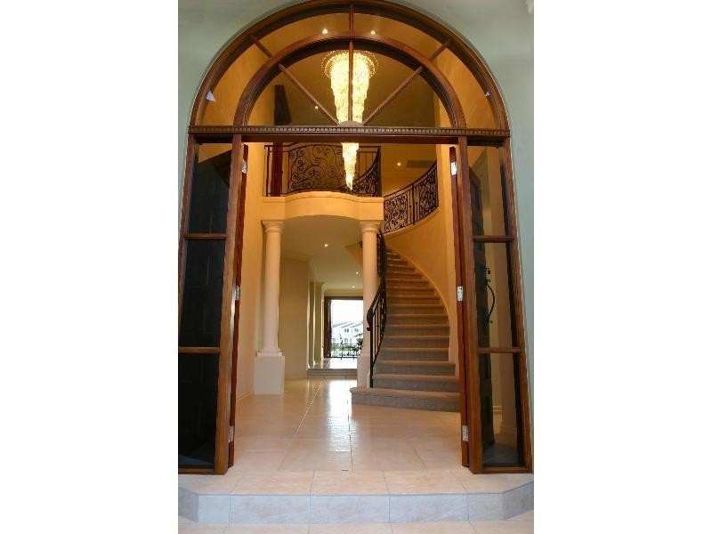 41 Cockleshell Court, Runaway Bay QLD 4216