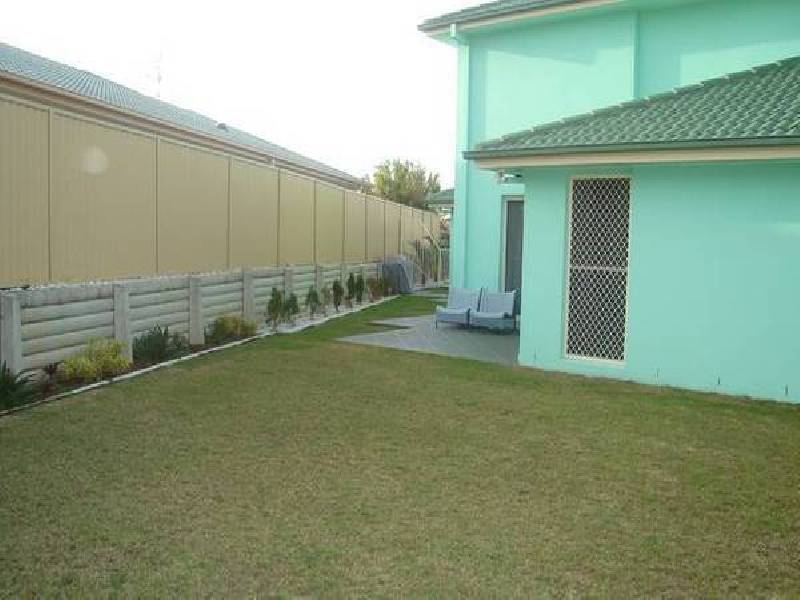 Whitewood Place, Parkwood QLD 4214