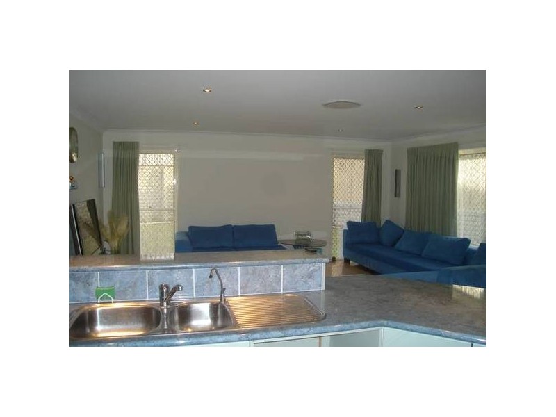 Whitewood Place, Parkwood QLD 4214