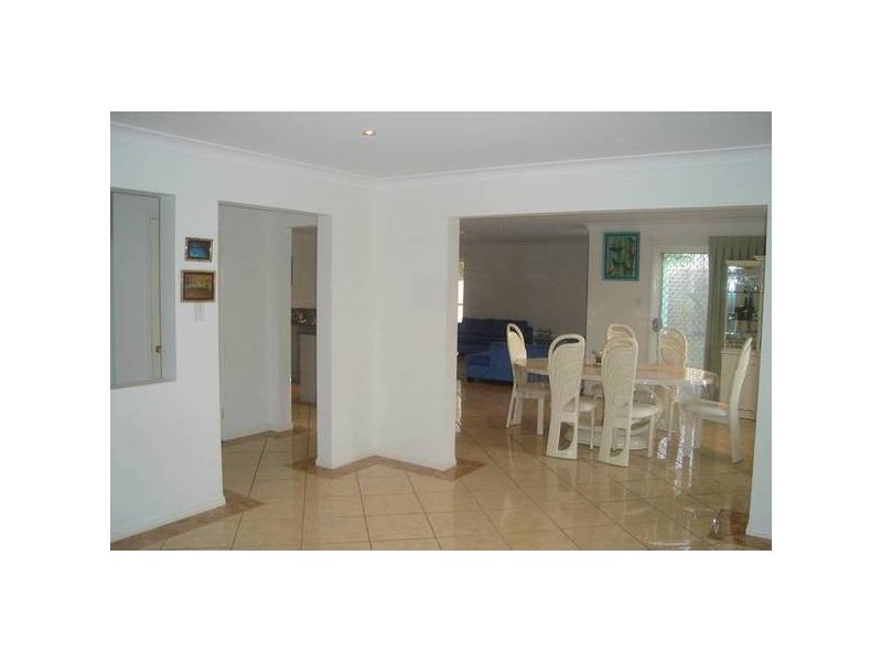 Whitewood Place, Parkwood QLD 4214