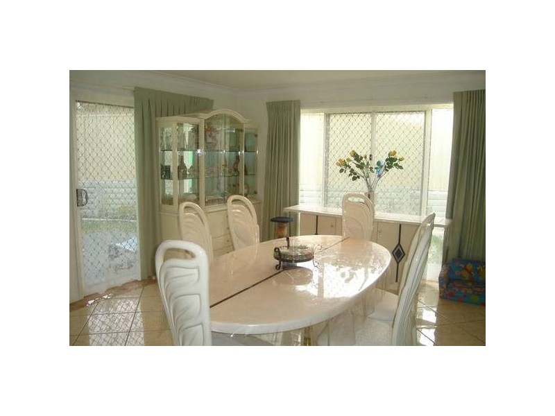 Whitewood Place, Parkwood QLD 4214