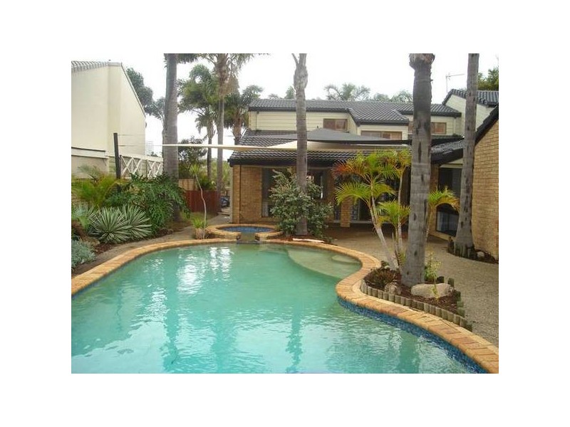 Sundance Way, Runaway Bay QLD 4216