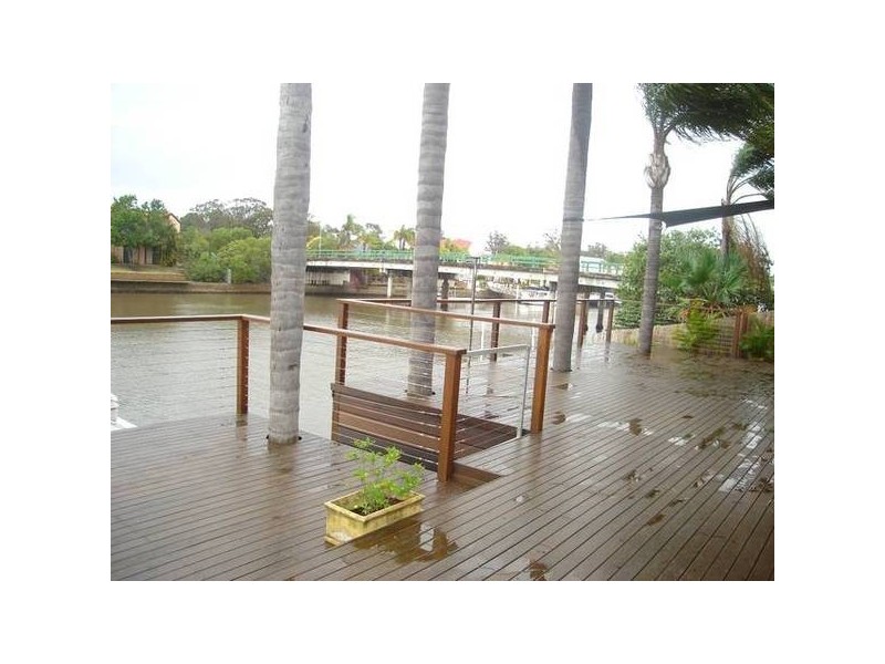 Sundance Way, Runaway Bay QLD 4216