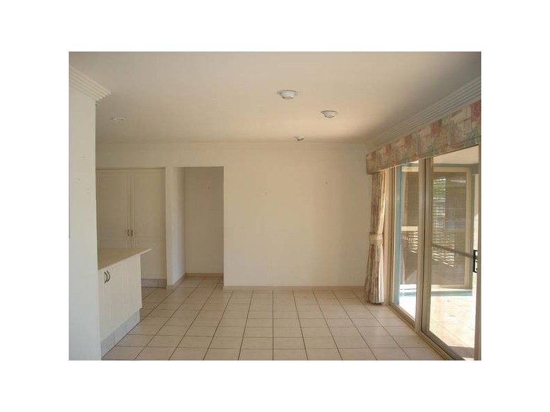 Shute Court, Paradise Point QLD 4216