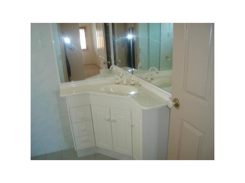 Shute Court, Paradise Point QLD 4216