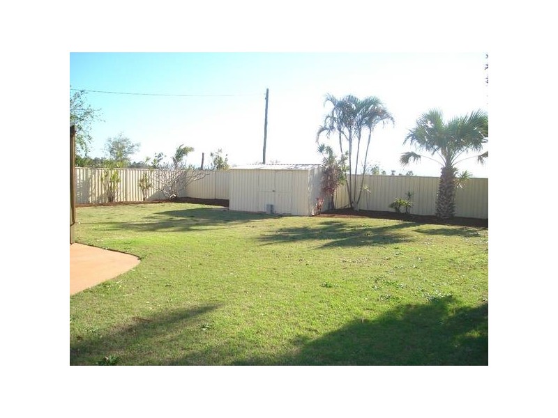 Crescent Avenue, Hope Island QLD 4212