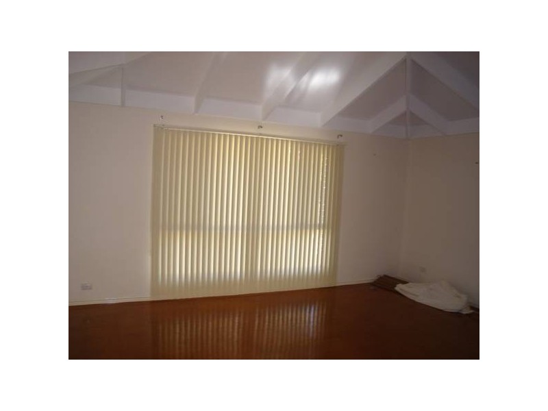 Crescent Avenue, Hope Island QLD 4212