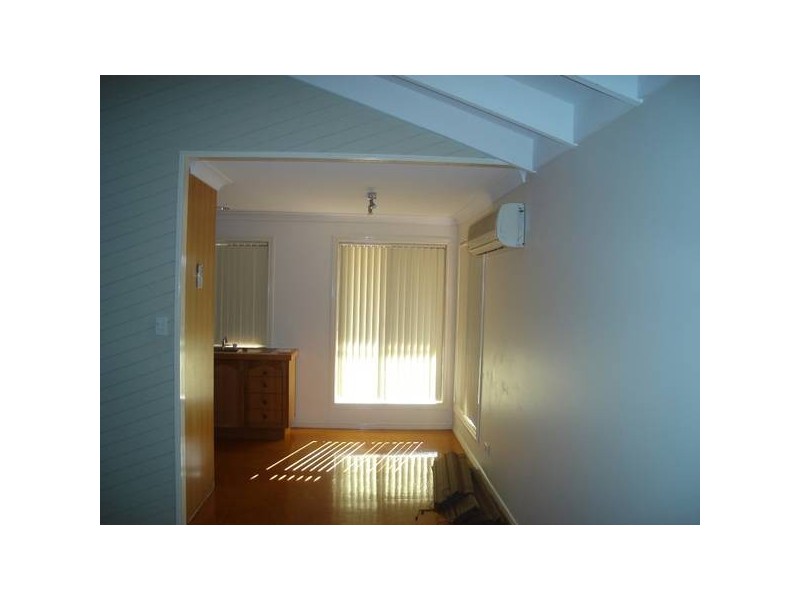 Crescent Avenue, Hope Island QLD 4212