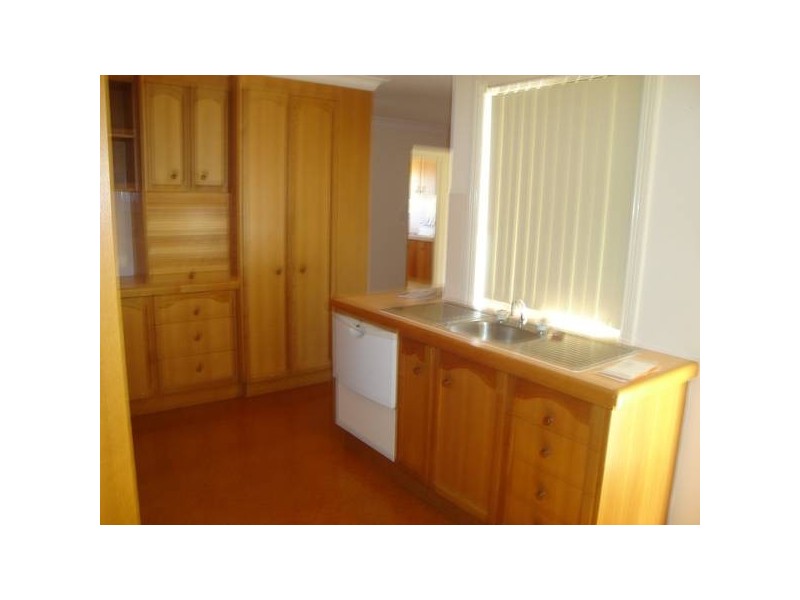 Crescent Avenue, Hope Island QLD 4212