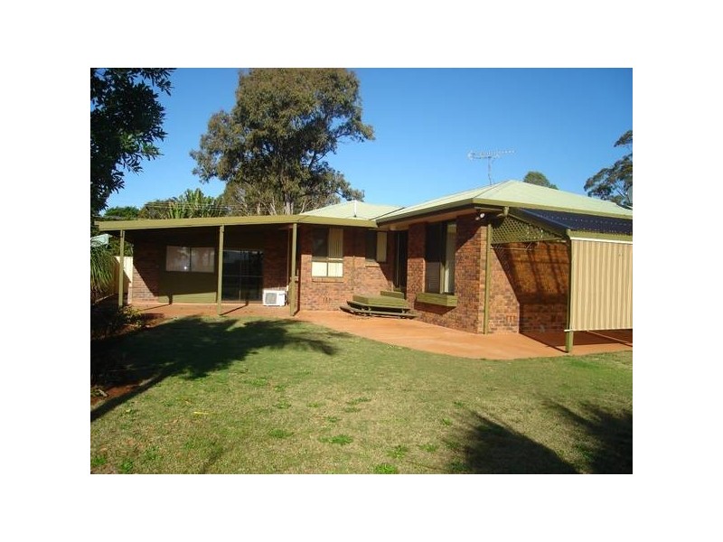 Crescent Avenue, Hope Island QLD 4212