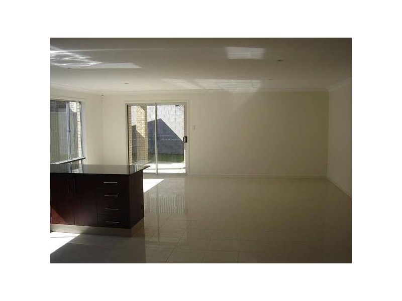 16 Yulia Street, Coombabah QLD 4216