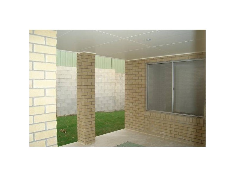 16 Yulia Street, Coombabah QLD 4216