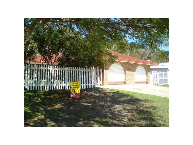 100 Columbus Drive, Hollywell QLD 4216