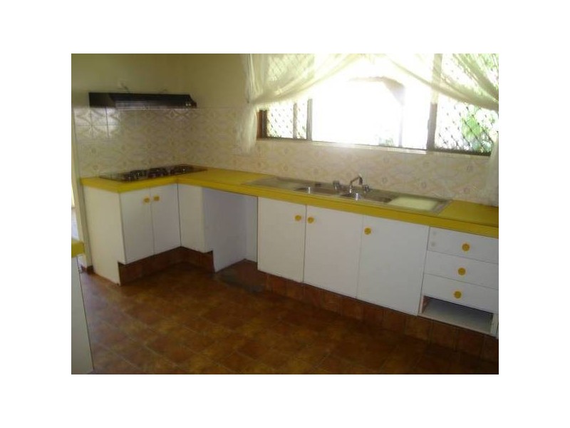 100 Columbus Drive, Hollywell QLD 4216
