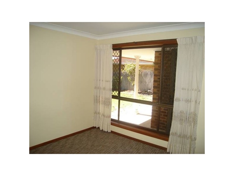 100 Columbus Drive, Hollywell QLD 4216