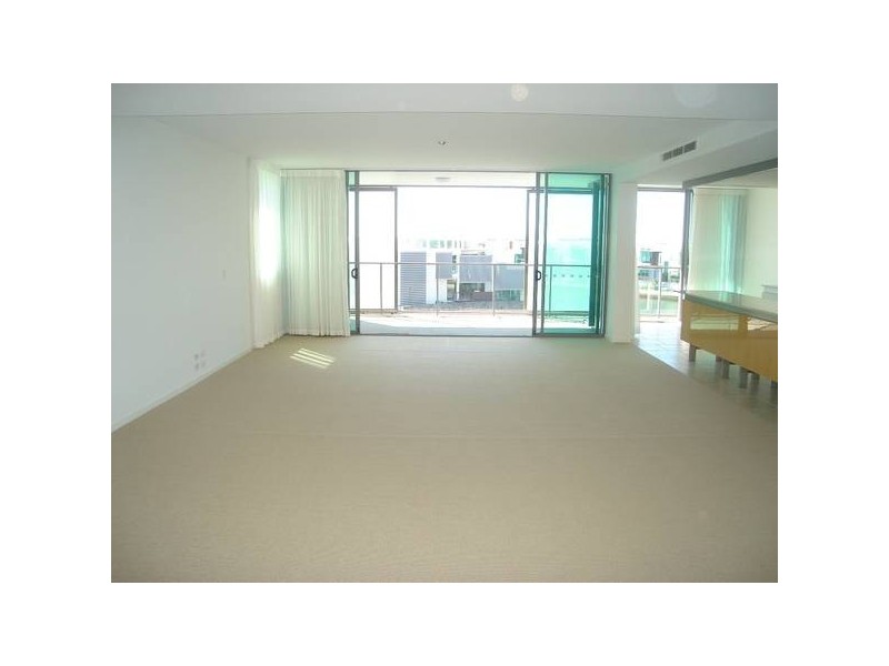 5301/ The Inlet, Ephraim Island, Paradise Point QLD 4216