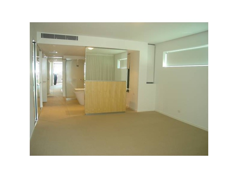 5301/ The Inlet, Ephraim Island, Paradise Point QLD 4216