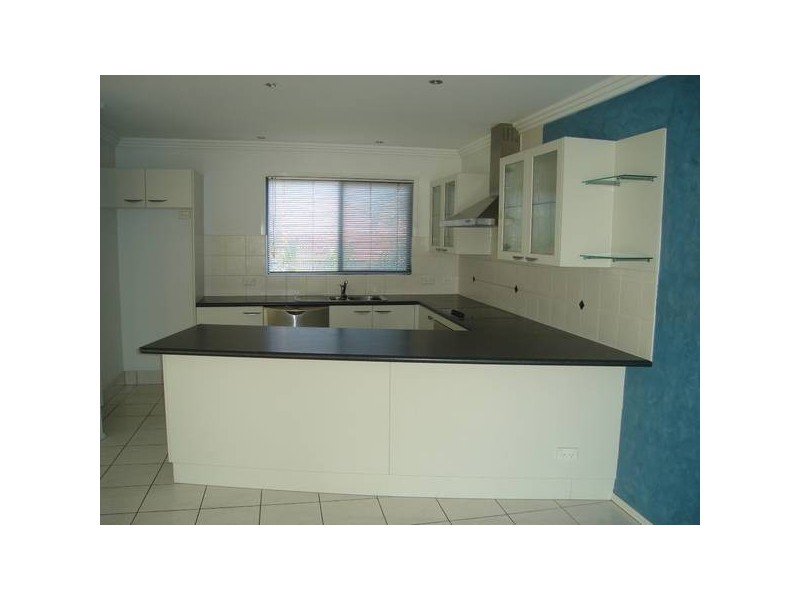 1/5 Taylor Street, Biggera Waters QLD 4216