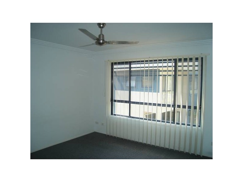 1/5 Taylor Street, Biggera Waters QLD 4216