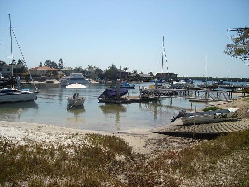 5/35 Howard Street, Runaway Bay QLD 4216