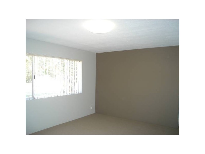 1/37 Bruce Avenue, Paradise Point QLD 4216
