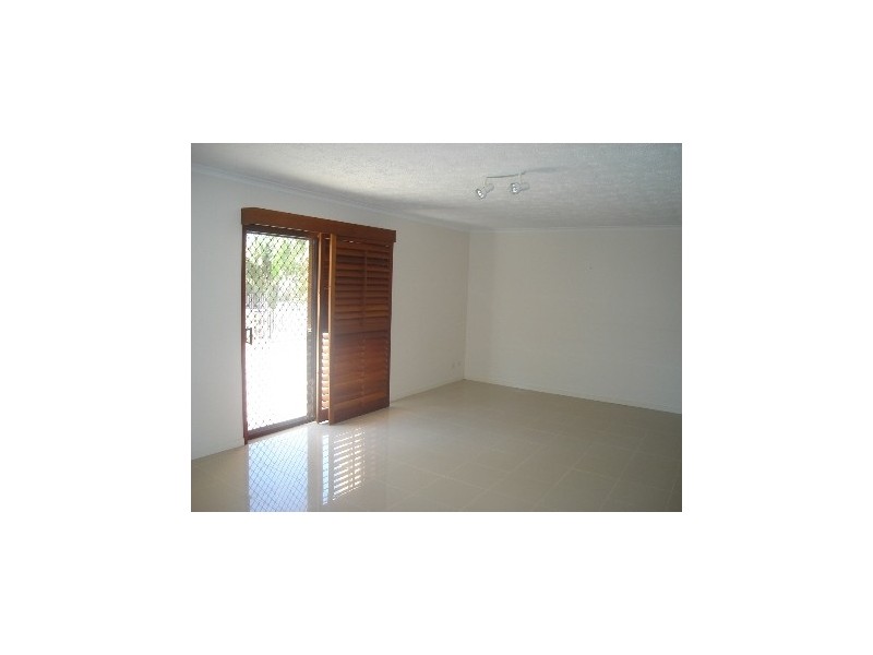 5/16 Madang Crescent, Runaway Bay QLD 4216