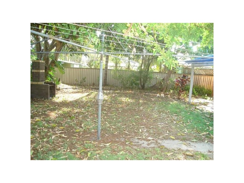 16 Muscovey Avenue, Paradise Point QLD 4216