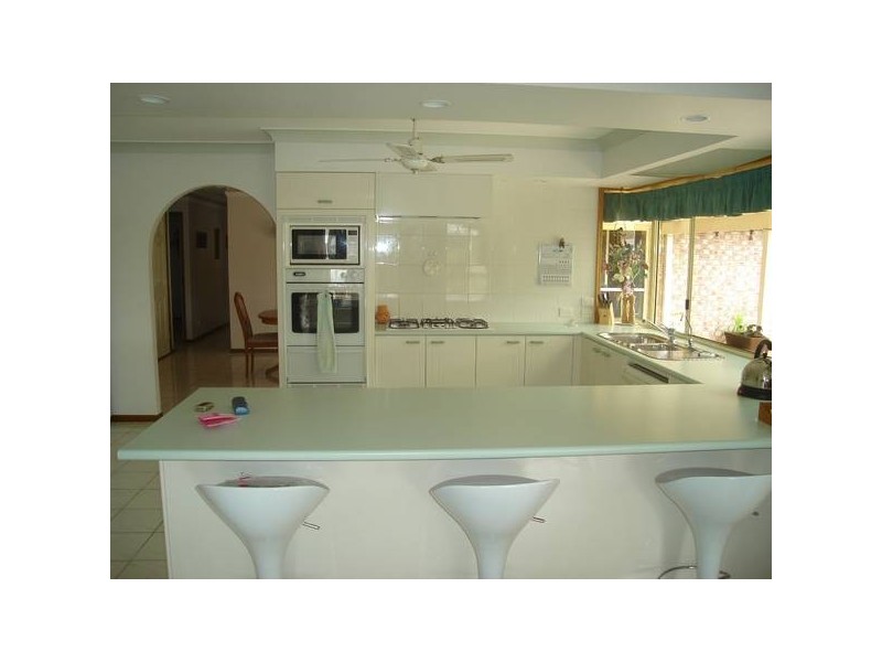 Paradise Point QLD 4216