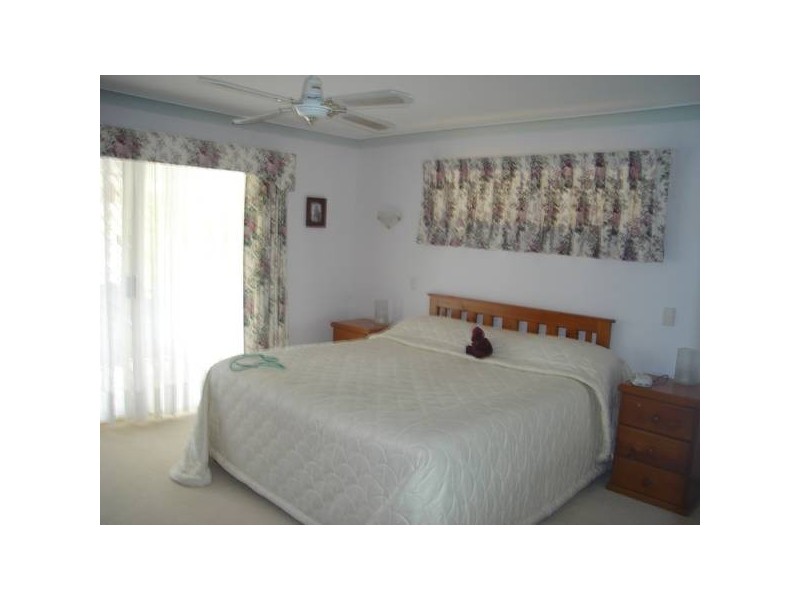 Paradise Point QLD 4216