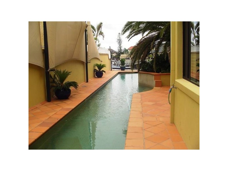 Runaway Bay QLD 4216