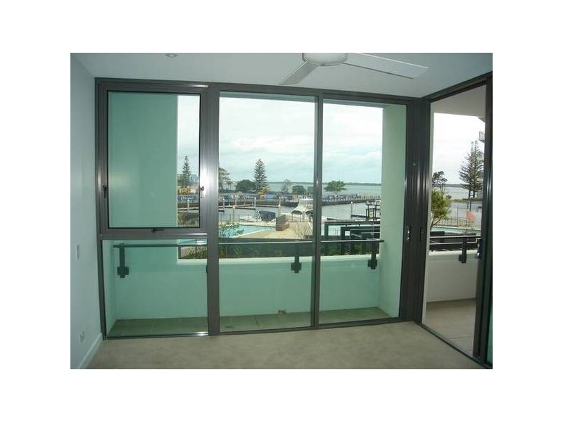 3202/323 Bayview Street, Runaway Bay QLD 4216