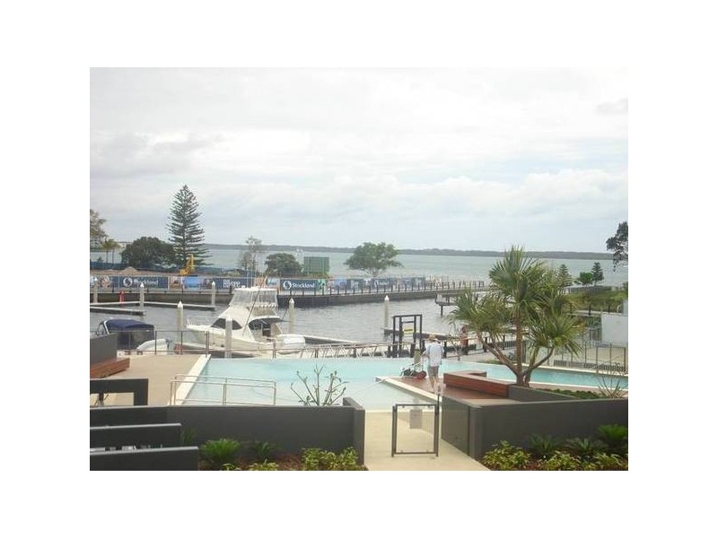 3202/323 Bayview Street, Runaway Bay QLD 4216