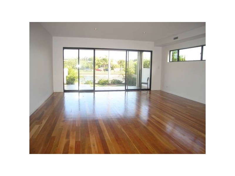 Biggera Waters QLD 4216