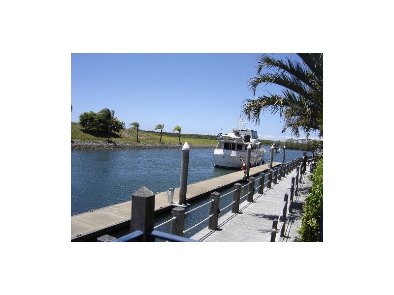 52 John Lund Drive, Hope Island QLD 4212