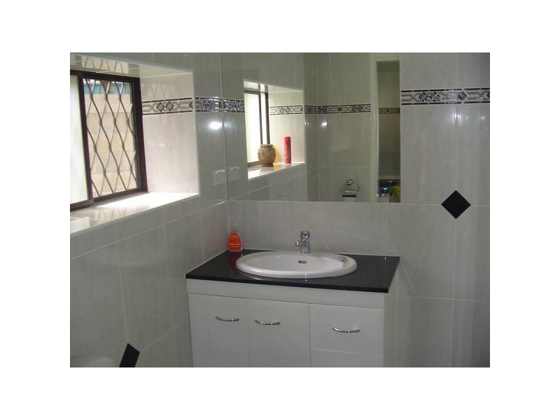 1 Clifton Street, Biggera Waters QLD 4216