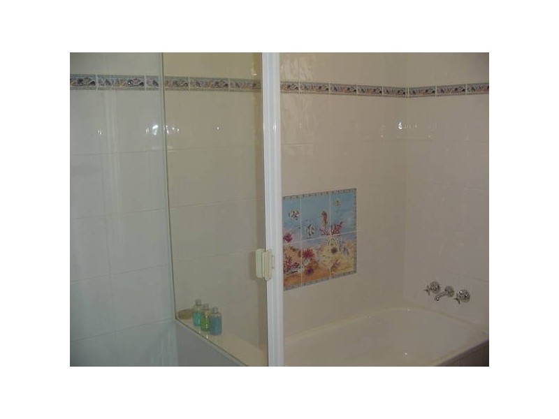 1 Clifton Street, Biggera Waters QLD 4216