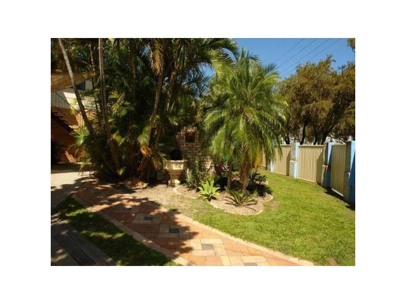 1 Clifton Street, Biggera Waters QLD 4216