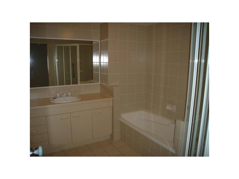 72/1 Lee Road, Runaway Bay QLD 4216