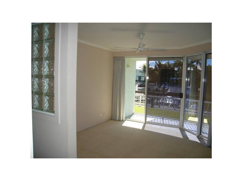 72/1 Lee Road, Runaway Bay QLD 4216