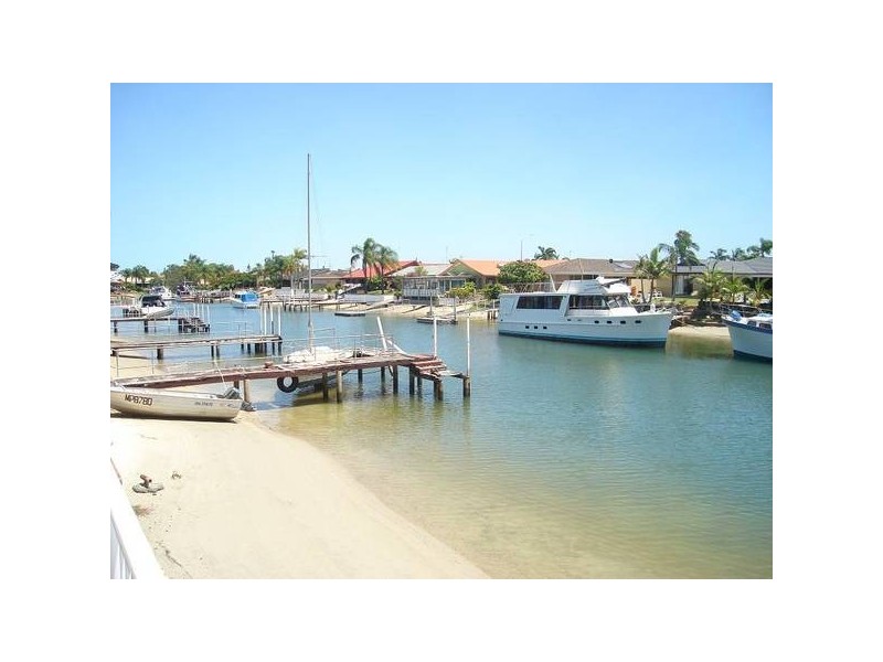 32 O’Grady Drive, Paradise Point QLD 4216
