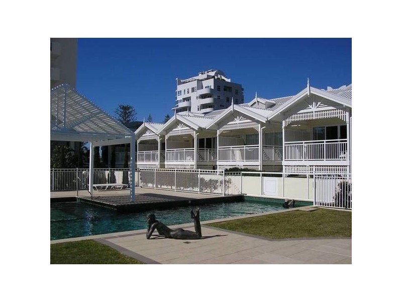 Labrador QLD 4215