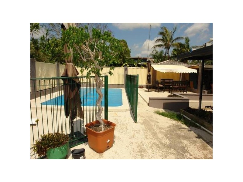 Biggera Waters QLD 4216