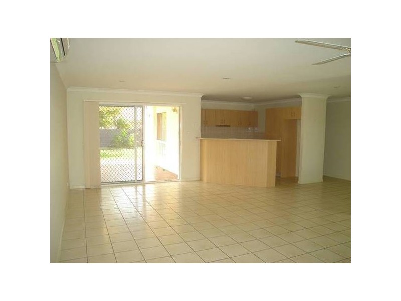 63 Tiger Drive, Arundel QLD 4214