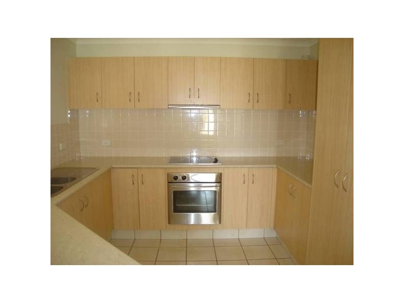 63 Tiger Drive, Arundel QLD 4214